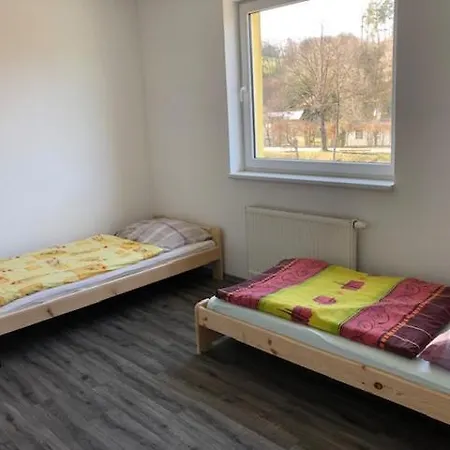 Sk Posazavan مكان تخييم *